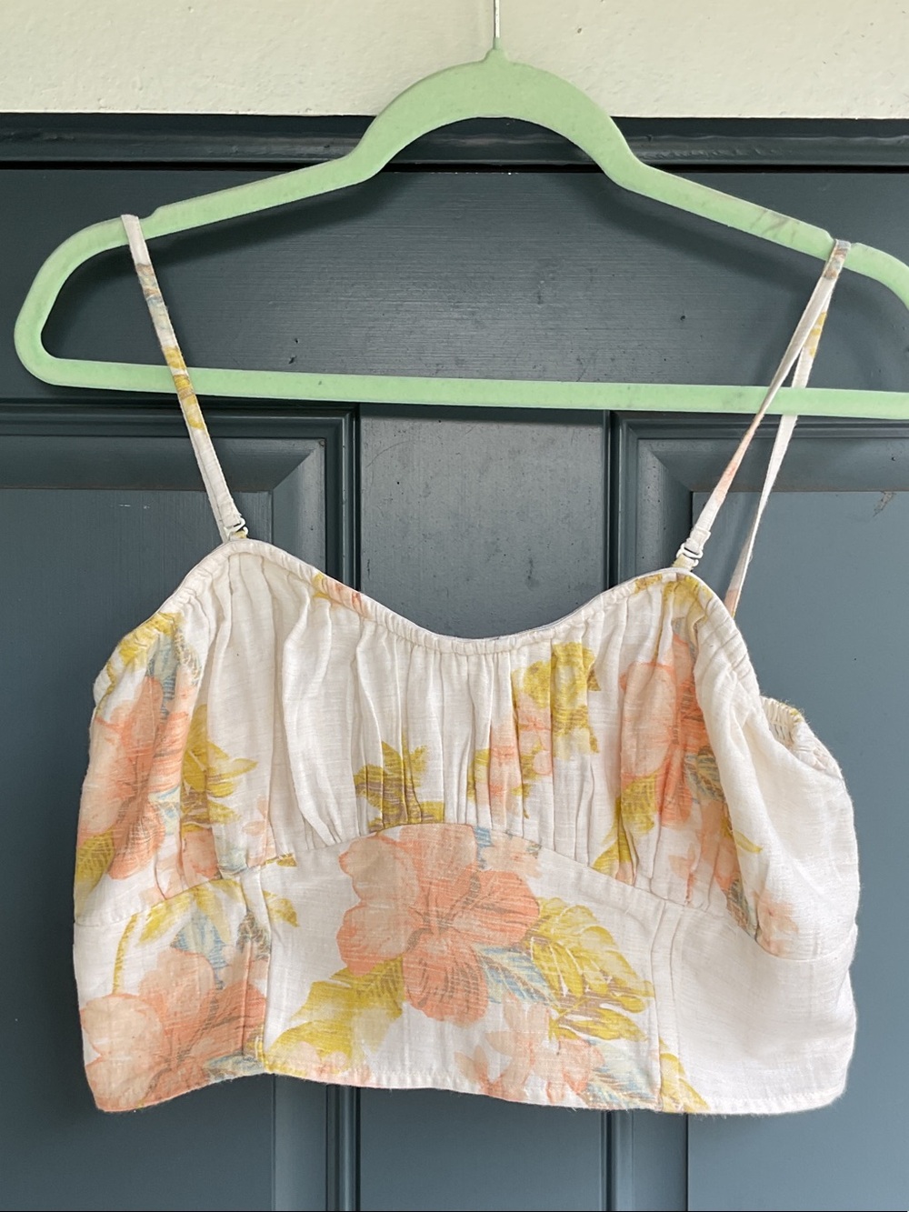 American Eagle Outfitters White Cropped Floral Cami with Peach & Yellow Flowers